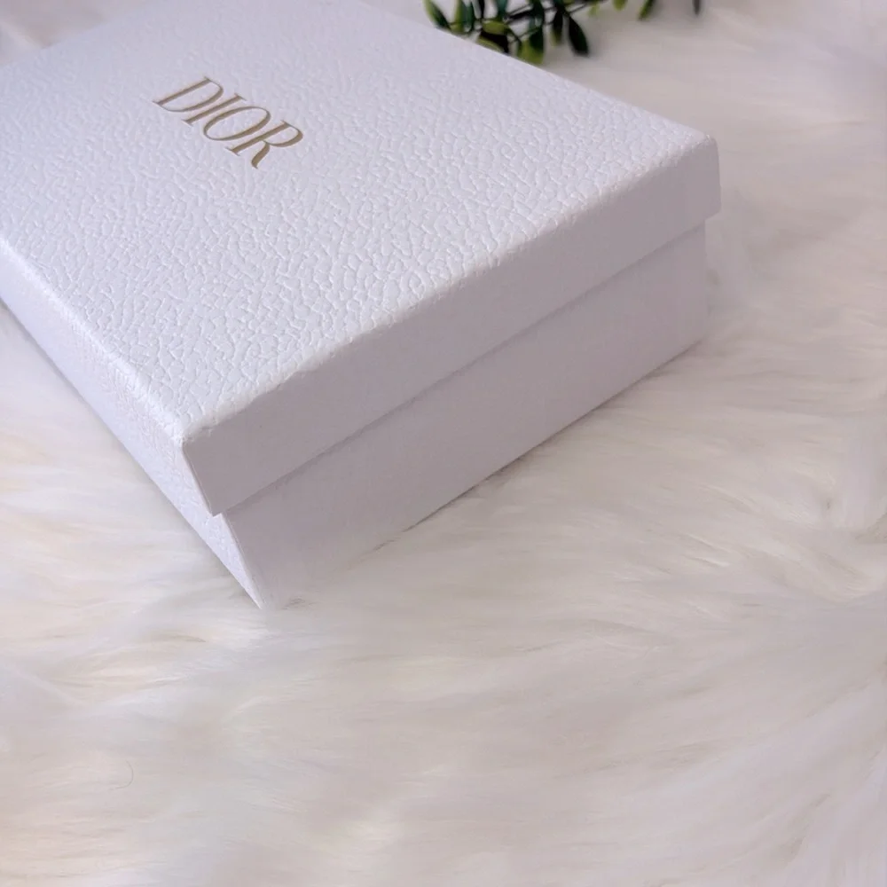 Dior Textured White Box with Gold‎ Logo